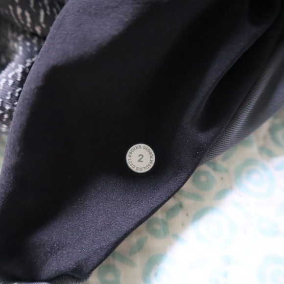 Lululemon Stretch High Rise Joggers Simultaneous Anchor Alpine White Size 2 - Picture 10 of 10